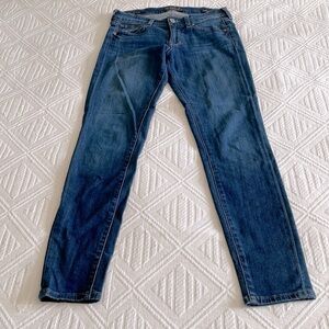 LUCKY Brand Medium Wash Charlie Skinny Jeans Size 2